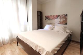 Apartamentos Adelfas - 2