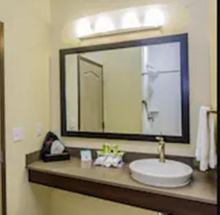 Holiday Inn Express & Suites Cheektowaga North East by IHG - Cheektowaga - 7