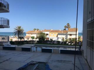 Apartamento en complejo residencial con piscina y garaje frente al mar - Valencia - 8