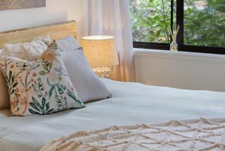 Rosie's Seaview-Lake to ocean view - Merimbula - 2
