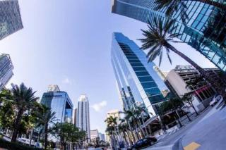 Bright and Cozy 2BR at Brickell, Free Parking - Miami - 2