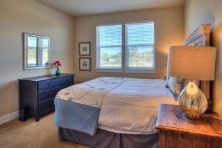 Windswept Cottage - Ocean Shores - 2