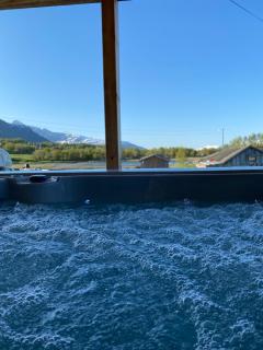 In the heart of the Lyngen alps, Holmen i Lyngen - Lyngseidet - 5