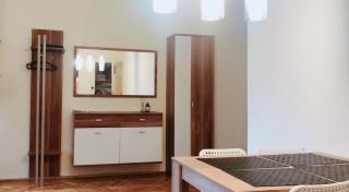 W&M Stylish Apartment - Budapest - 5