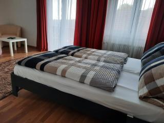 Hotel Restaurant Kniebishöhe - Freudenstadt - 9