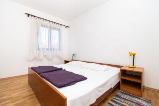 Apartments Goran near the beach - Srima - 2