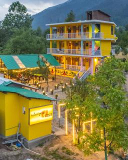 Whoopers Hostel Manali - Manāli - 9