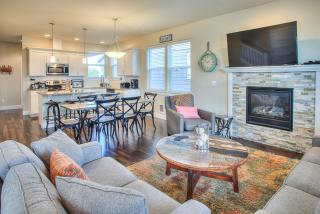 Crabby Daddy & The Blue Mermaid - 1