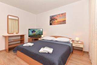 Apartments Vjeko - Makarska - 7