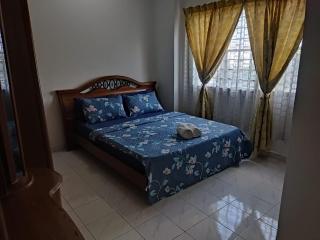 Homestay Azie Ria - 5