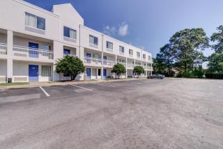 Motel 6 Virginia Beach - Virginia Beach - 7