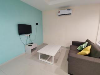 Rustic one bedroom unit for 4pax by Jomy Management - Lumut - 5