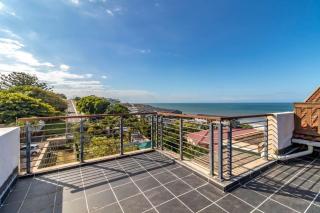 Cozy All-in-One Ocean View Apartment - 2