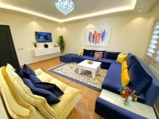 LuxuryStay by Al Amir - 4