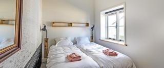 TopLocatiezeeland # The Old Farmhouse - 3