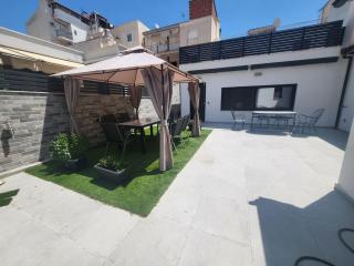 Casa d' Irene near airport, 200 mtrs from the beach, Artemis center - Artemida - 3