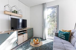 Stylish Flat W/ Gym & Parking by LovelyStay - Oporto - 4