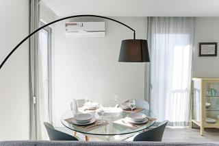 Stylish Flat W/ Gym & Parking by LovelyStay - 1