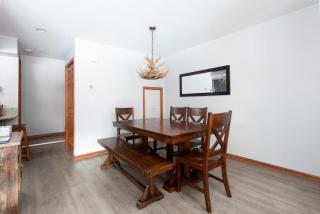 3BR in Sunpath, King Bed, Village Location, Private Patios, Hot Tub and Pool - 1