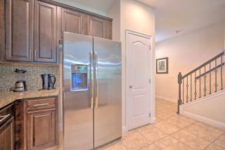 Near Golf and Shopping Davenport Home with Yard - Kissimmee - 1