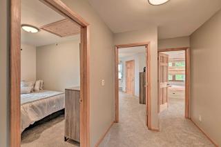 Lakefront Gloversville Home with Beach and Dock! - 1