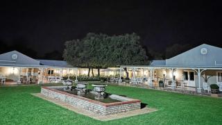 Pecan Manor - Hartbeespoort - 2