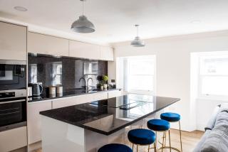 Monterey Residence - Stunning, Duplex Apartment in the Heart of Kendal - Kendal - 9