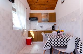 Apartments Anica F - Lopar - 6