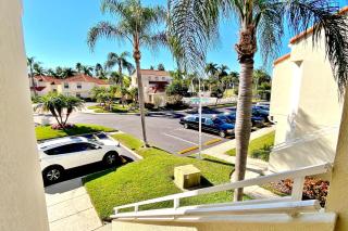 Vista Verde North 215 - 3