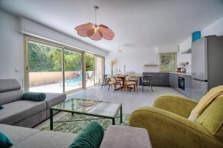 IMMOGROOM- Sea View - Pool- Terraces - Parking - Quiet - Cannes - 0