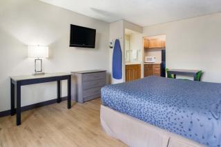 One life studio and suites - 2