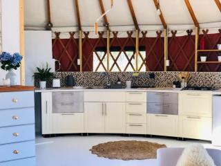 Byron Bay Hinterland Eco-Retreat Terracota Yurt - Eureka - 9