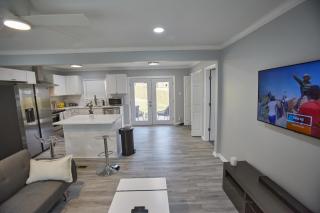 Decatur 2 BR Bliss Modern Comfort - Decatur - 9