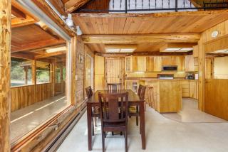 Alpine Meadows Log Cabin - Girdwood - 8
