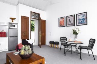 Villa Anahera Seminyak - 8