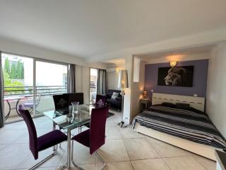 Rouaze 2, by Welcome to Cannes - Cannes - 7