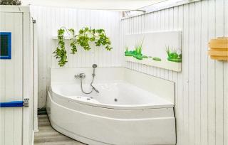 Haus Mit Sauna Und Whirlpool - Friedrichskoog - 3