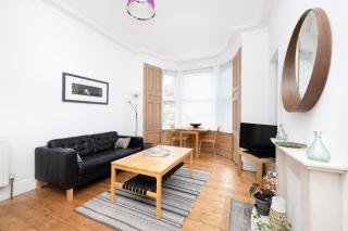JOIVY Charming Apartment near Leith Links with Patio - Edimburgo - 4