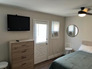 Brooklyn Beach Club - 3