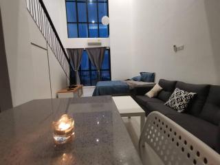 Duplex Homestay with WiFi & Netflix - Cyberjaya - 9