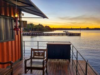 House Boat "Faroeste Caboclo" - 1