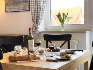strandnahe-Ferienwohnung-mit-zwei-sep-Schlafzimmern - 2
