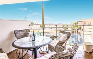 2 Bedroom Cozy Apartment In Sabinillas - 9