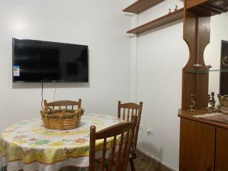 Pe na Areia Canto do Forte, Wi-Fi,Estacionamento - Praia Grande - 1