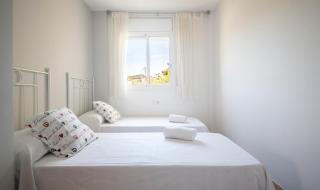 R129 Apartamento con terraza y piscina comunitaria cerca de la playa - Calafell - 7