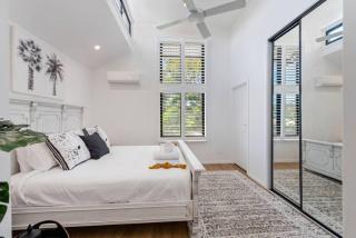 PACIFIC Stunning Coastal Home The Perfect Family Getaway - Sunshine Beach - 1