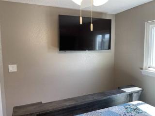 Dolphins Beach Cottage on the Beach - Sleeps 12 - Surfside Beach - 1