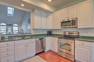 Spacious Millville Townhome Less Than 4 Mi to Beach! - 3