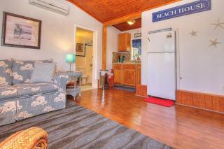 Crescent Beach Bungalow - St. Augustine - 8