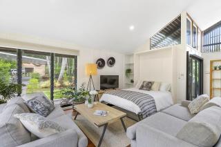 Fun in Ferris Everything you need Pet Friendly 2 Bedroom House with Pool - Sleeps 6 - Sunshine Beach - 8